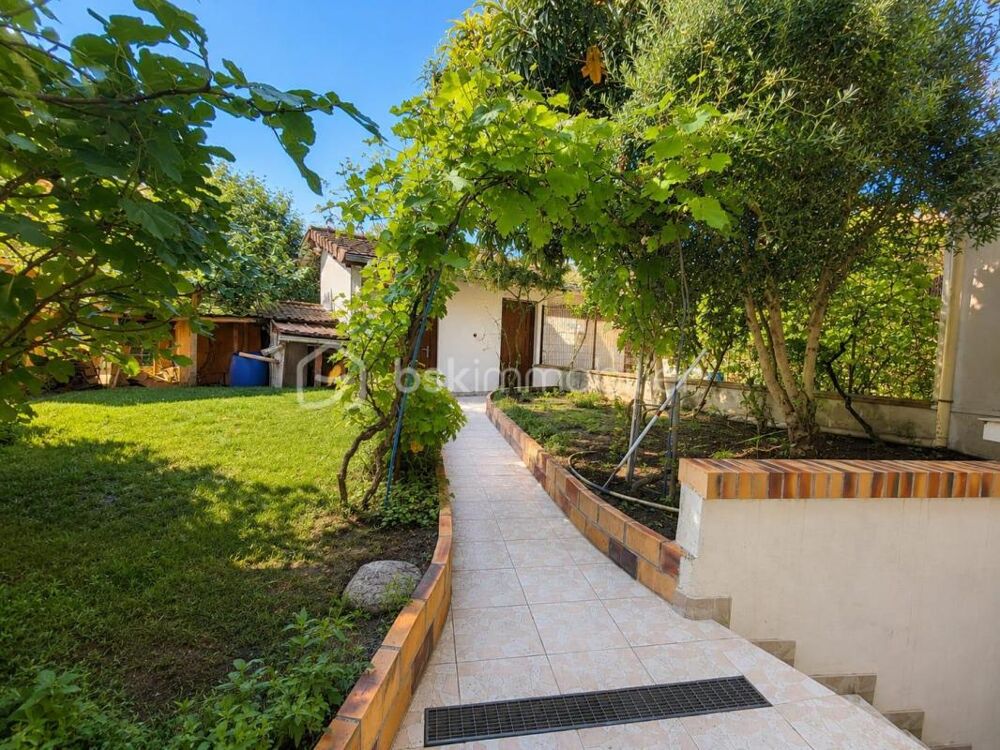 Maison familiale 4 chambres avec jardin de 72 m², 188 m² de terrain - Terrasses et garage  Livry-Gargan