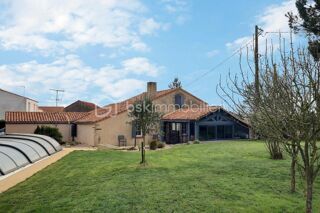  Maison  vendre 6 pices 146 m