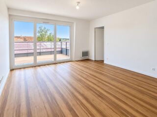  Appartement à louer 2 pièces 42 m²