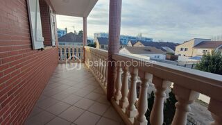  Maison à vendre 8 pièces 215 m²