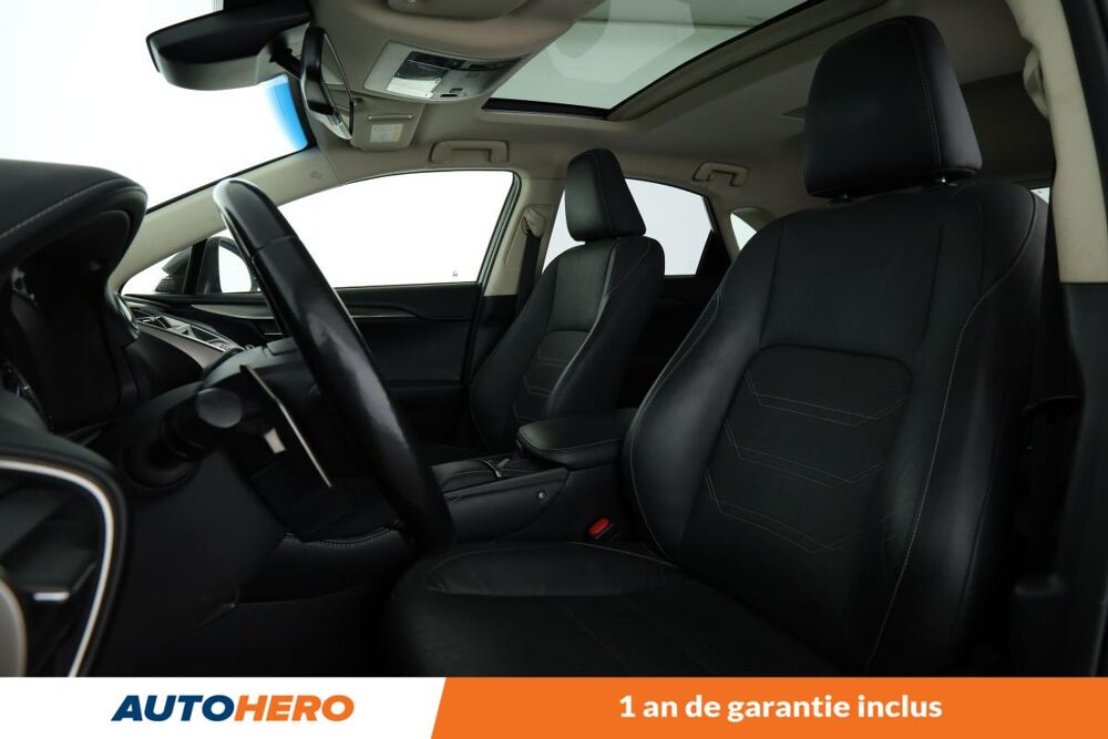 NX 300h Luxe 4WD Auto 197 ch 2018 occasion 92130 Issy-les-Moulineaux