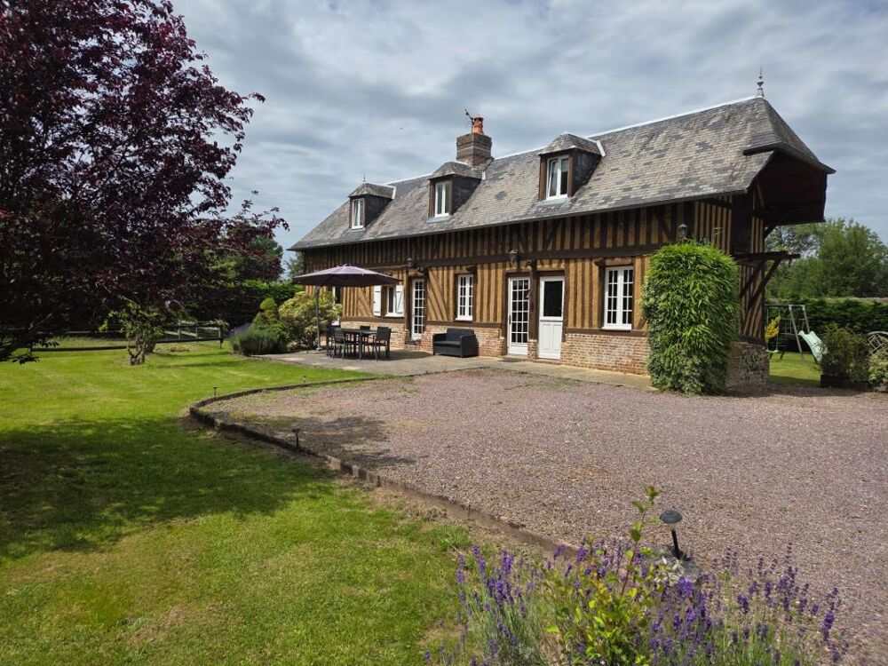 Maison Normande de 94 M2 avec un gîte de 45 M2 au calme sur un terrain de 7697 M2