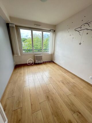 Appartement � louer 4 pi�ces 73 m�