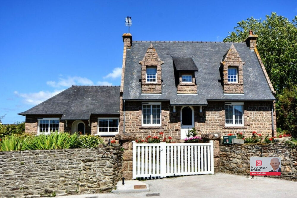Maison avec partie indépendante à La Roche Jaudy sur 2 000 m2 de terrain