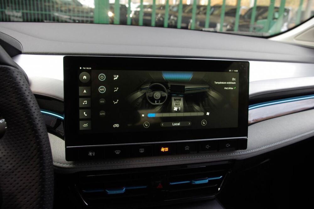 MG5 ELECTRIC 130KW LUXURY 50KWH AUTONOMIE STANDARD 2WD 2022 occasion 78240 Chambourcy