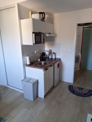  Appartement à louer 1 pièce 20 m² Avignon