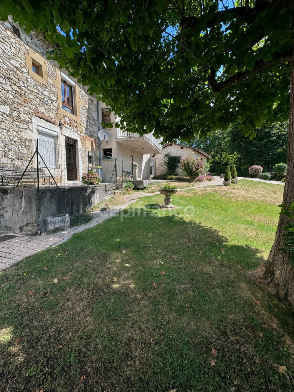 Vente Maison Maison à vendre 9 pièces POMMIERS LA PLACETTE (38) Pommiers la placette