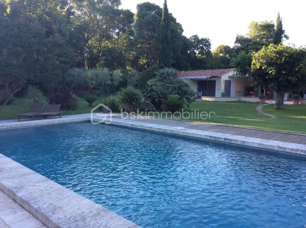 Location Villa Magnifique Maison meublée de plain-pied avec piscine, jacuzzi et jardin arboré 'Domaine de Petite' - Grans Grans