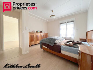  Maison � vendre 9 pi�ces 165 m�