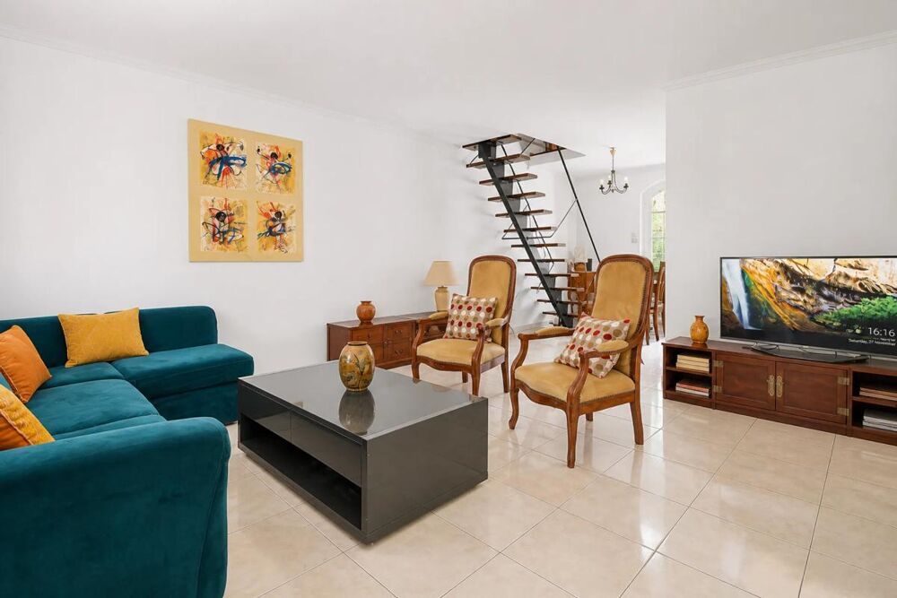 Appartement de 5 pièces de 143 m² avec belle terrasse à Avignon