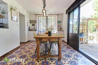  Maison à vendre 13 pièces 266 m²