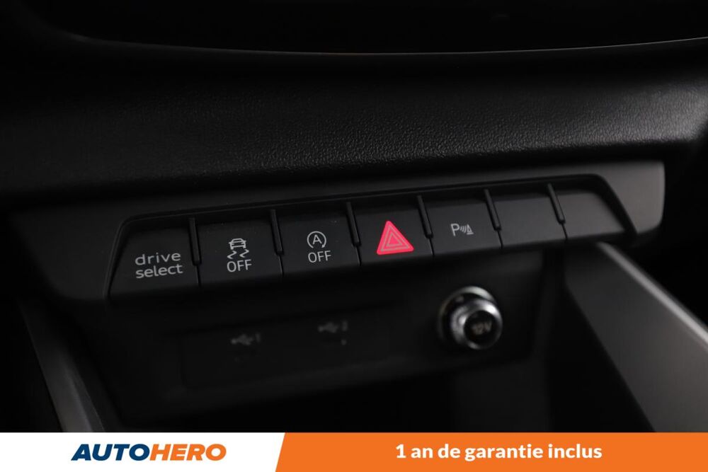 A1 Citycarver 30 TFSI Design Luxe S tronic 7 110 ch 2021 occasion 92130 Issy-les-Moulineaux