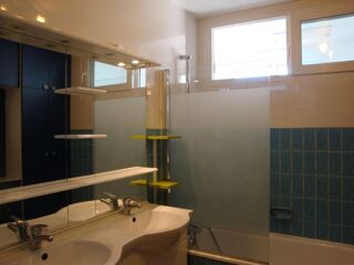  Appartement à louer 3 pièces 77 m²