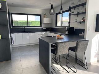  Maison à vendre 4 pièces 132 m²