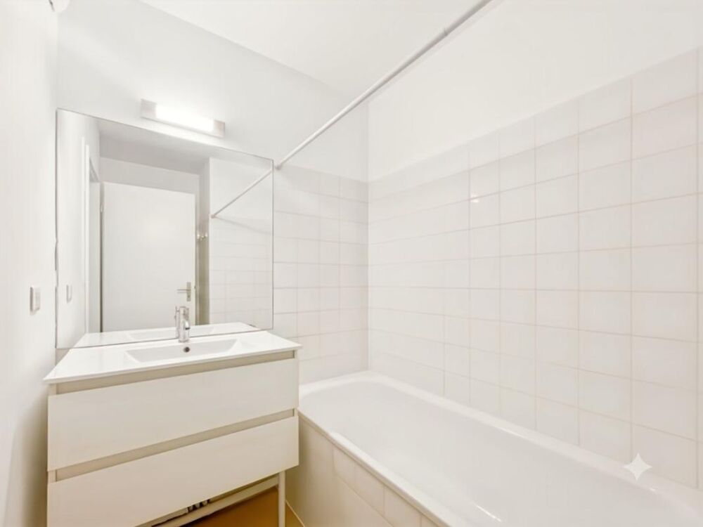 Location Appartement APPARTEMENT T2 MEUBLE - RENOVE - BALMA Balma