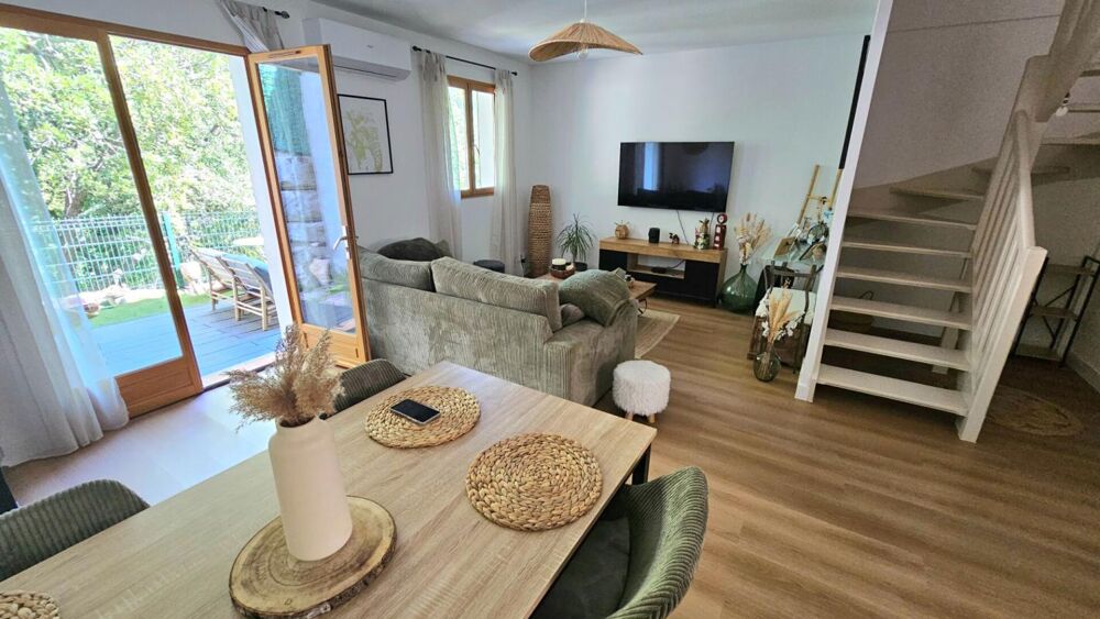 Vente Maison Maison mitoyenne totalement rénovée avec jardinet Bargemon
