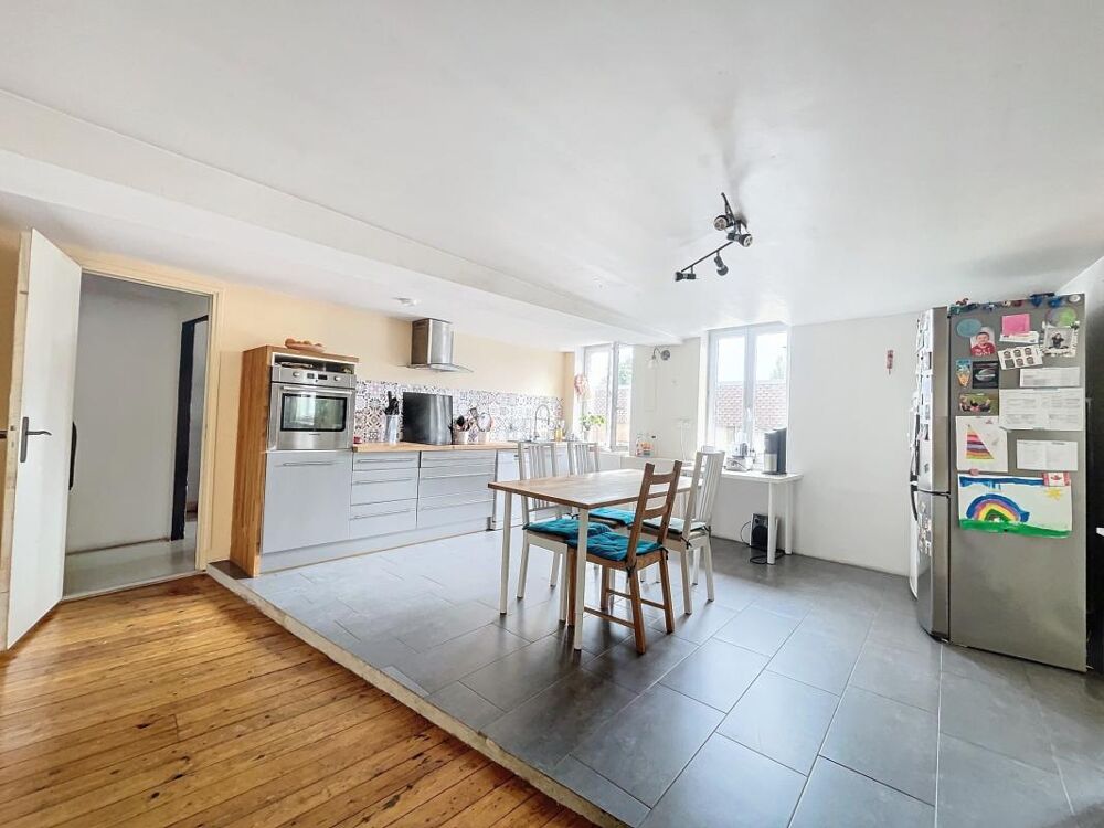 Vente Duplex/Triplex Appartement bourgeois de 250m² en hyper-centre ville avec terrasse et garage Armentières 9 pièces 250m² Armentieres