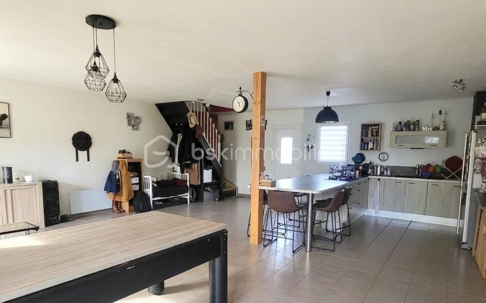 ?? **Une maison familiale où il fait bon vivre, au coeur de Dol-de-Bretagne !** ??