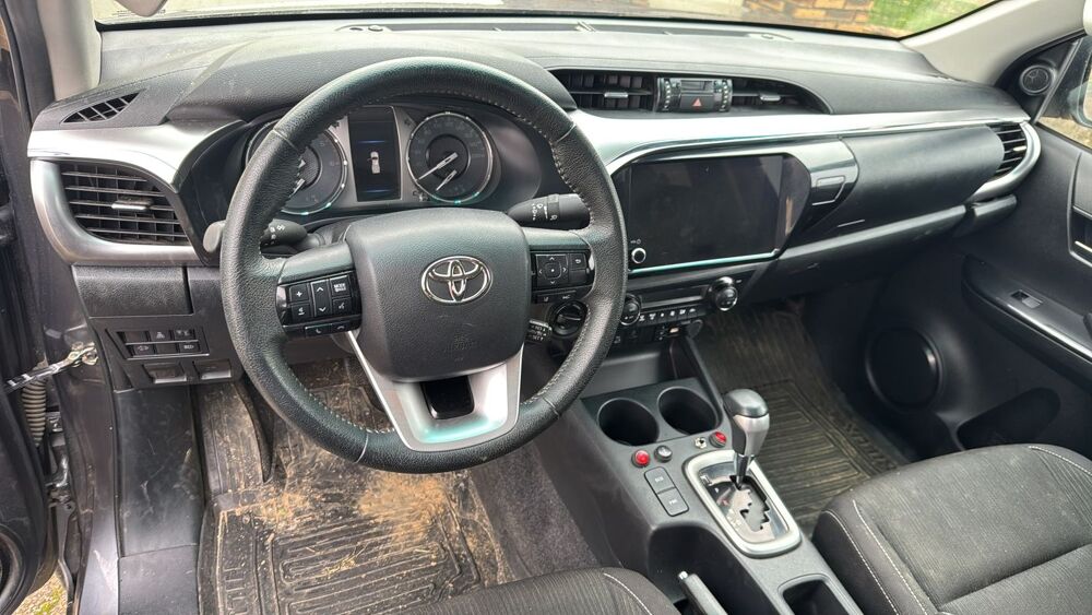 Hilux X-Tra Cabine 2.8 D-4D 204 4WD BVA Legende 2025 occasion 76690 La Rue Saint Pierre