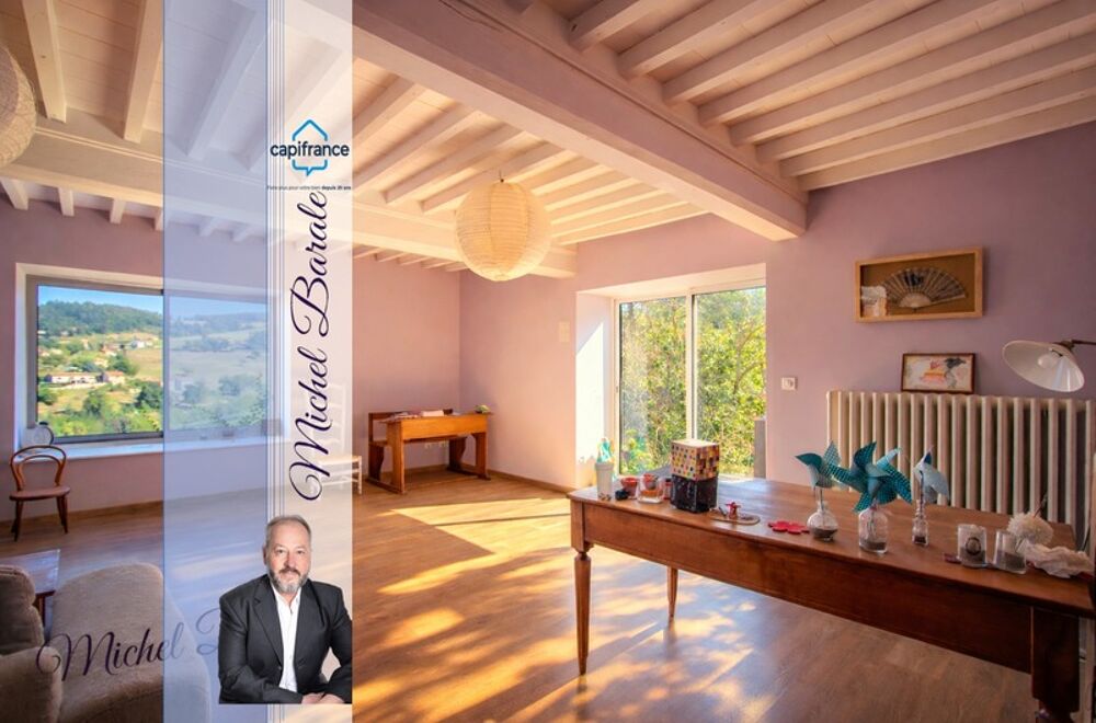 Ferme rénovée 205 m²  6 chambres  terrain 16 000 m²  géothermie  vue  Montromant (69)