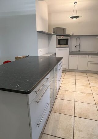  Maison  vendre 6 pices 185 m