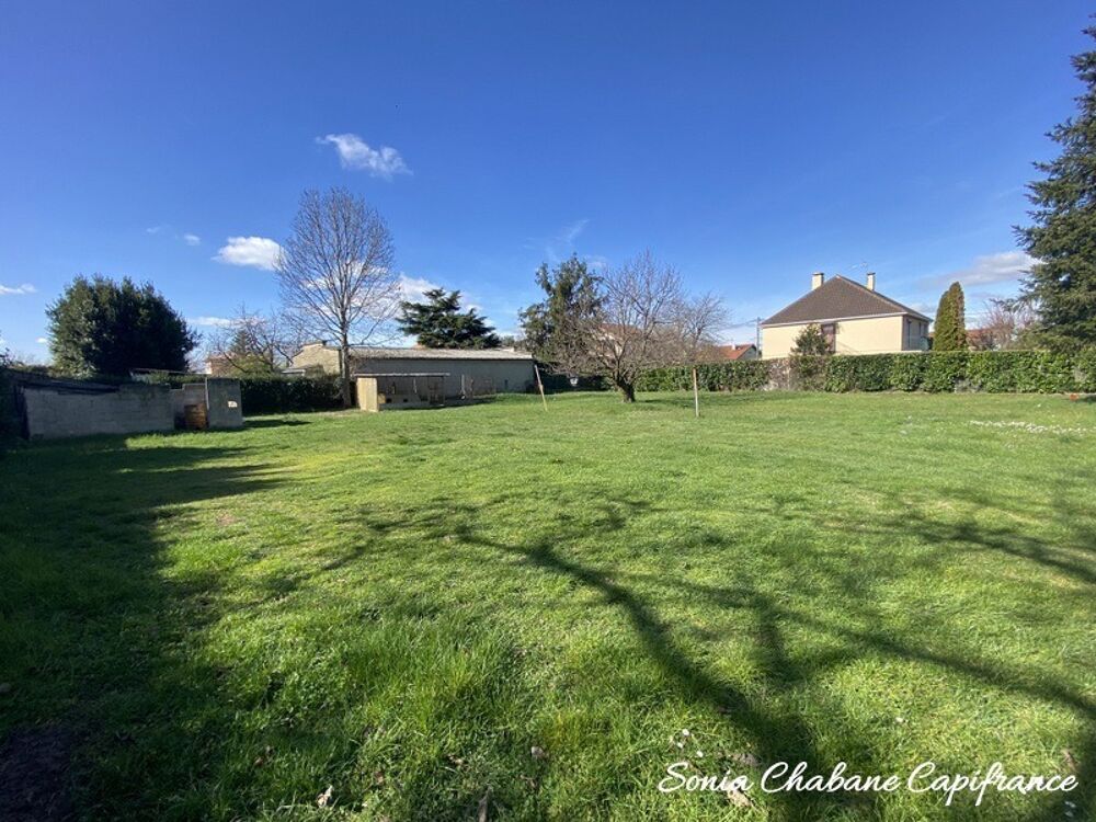Vente Terrain A vendre sur SAINT-PRIEST MANISSIEUX (69 800) - Terrain plat constructible de 1 004 m² Manissieux
