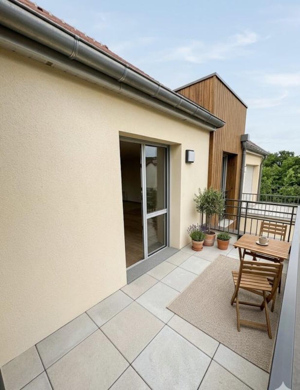 Vente Appartement 3 PIECES EN DERNIER ETAGE AVEC TERRASSE Morainvilliers