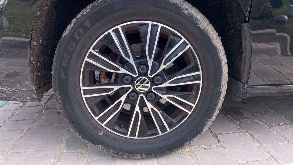 MULTIVAN T7 1.4 eHybrid 218 DSG6 Life - 7 places Automatique 2024 occasion 94800 Villejuif