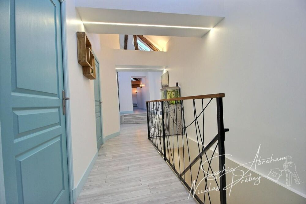Vente Maison BELLE MAISON FAMILIALE EN PIERRE RÉNOVÉE, AUX VOLUMES GÉNÉREUX Boisseaux