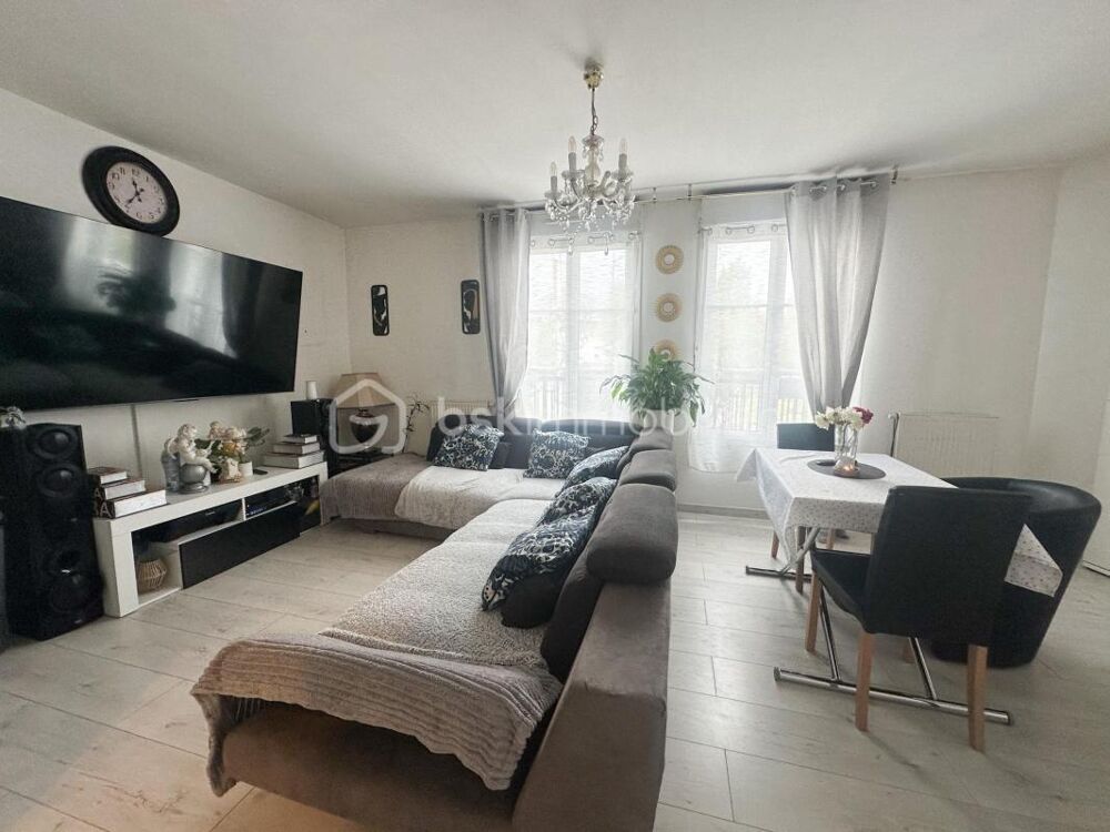 Vente Appartement Savigny Bourg , Appartement 3 pièces en rez-de-chaussée Savigny le temple