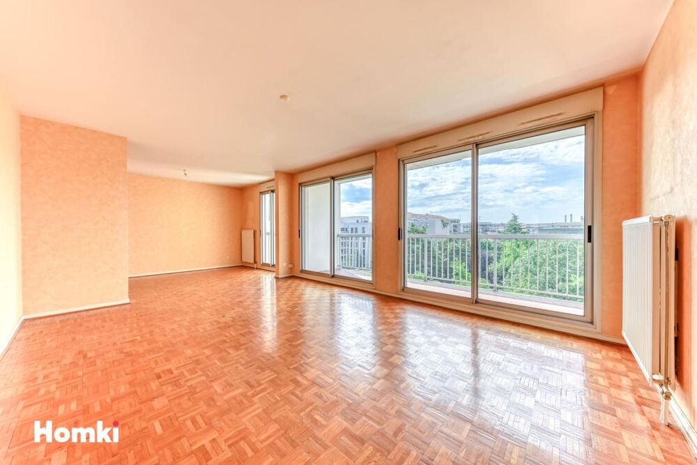 Vente Appartement À VENDRE – Superbe T4 de 82 m² avec terrasse et vue parc – Lyon 8ème (Rue Saint-Maurice) Lyon 8