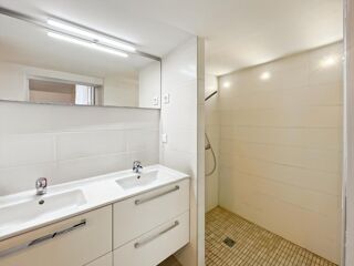  Maison à louer 5 pièces 181 m²