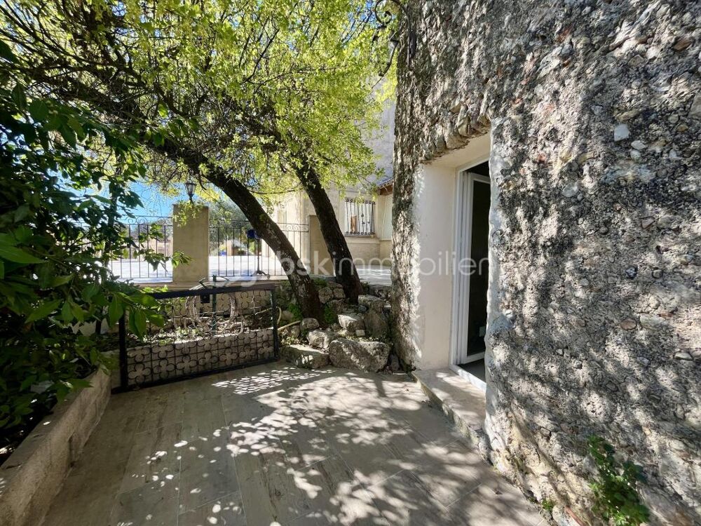 � vendre  Maison Saint-Paul-en-For�t (83440)