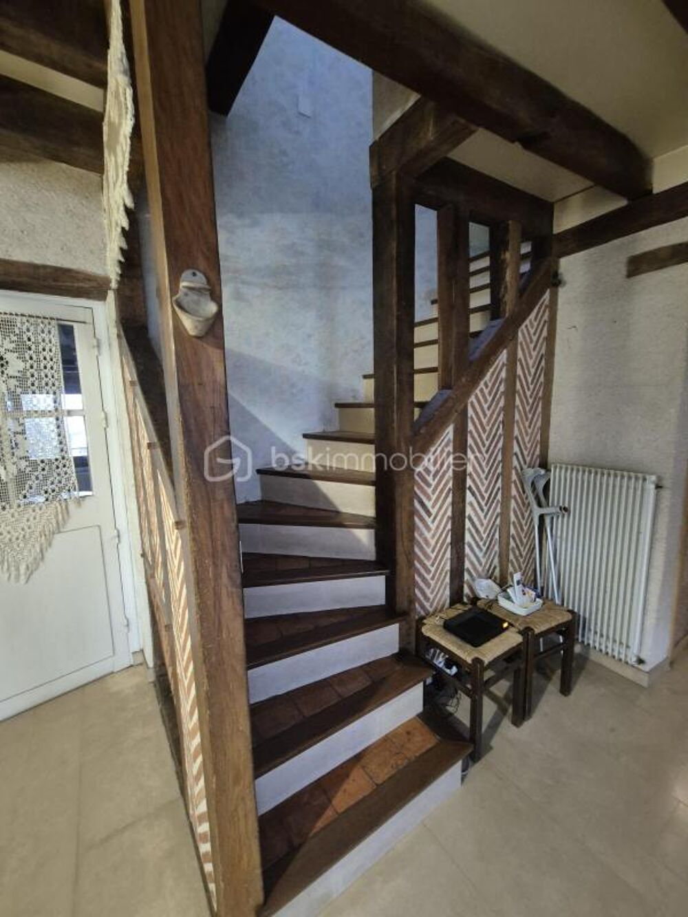 Maison de bourg 135 m2 avec appartement 48 m2 Poilly