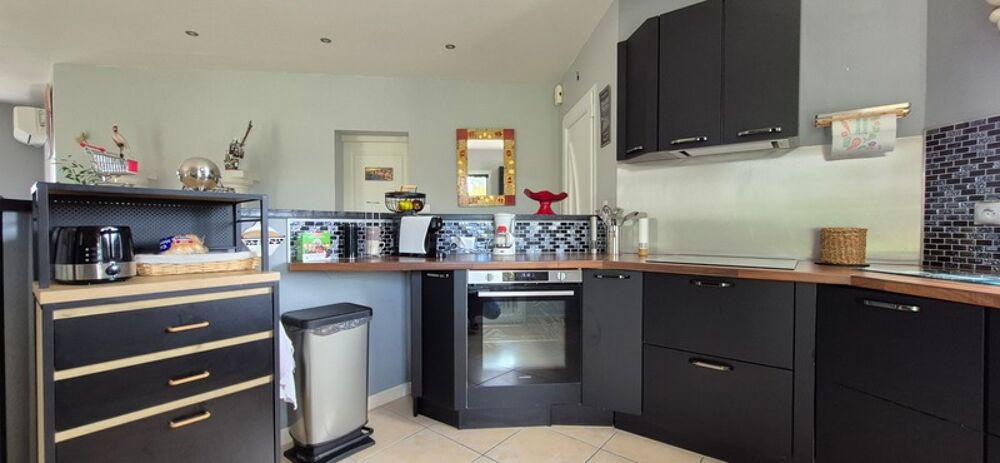 Maison à vendre 6 pièces SAINTE LIVRADE SUR LOT (47)Sainte-Livrade-sur-Lot  Belle propriété familiale sur 3 000 m² de terrain a