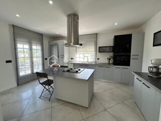  Maison � vendre 6 pi�ces 164 m�