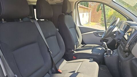 Trafic Combi 1.6 dCi 125 Life 2018 occasion 31370 Montastruc Saves