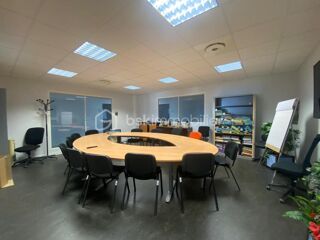  Immeuble à vendre 15 + pièces 1887 m²