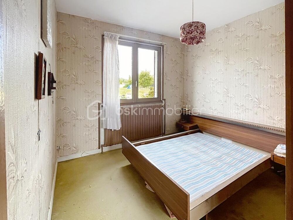 Vente Maison PAVILLON INDIVIDUEL AVEC JARDIN ET SOUS SOL Crepy
