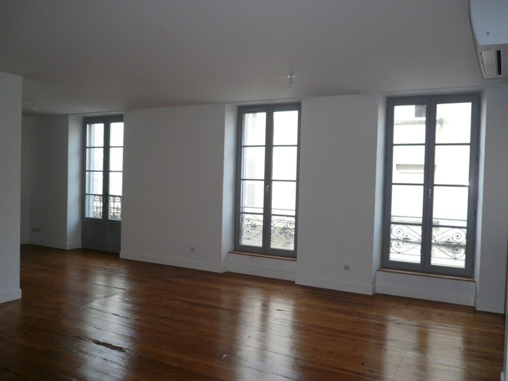 Location Appartement COGNAC Appartement de Ville - Rue Pitonne Cognac