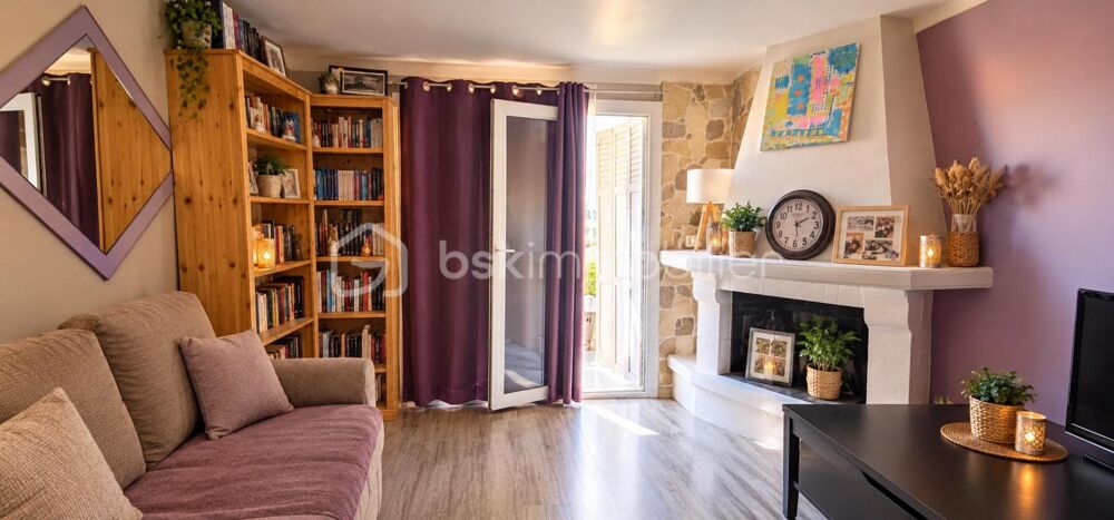 Vente Appartement T4 avec 3 chambres  balcon place de parking et cave Nimes