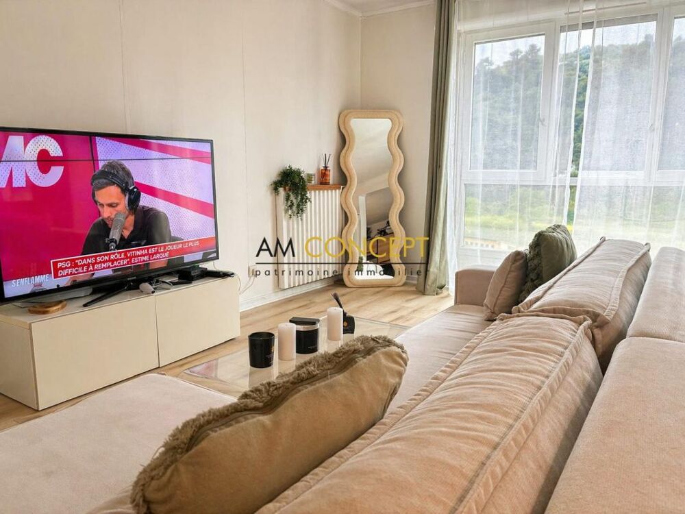 Vente Appartement À vendre - Appartement 2 pièces de 54 m² - Dernier étage La trinite