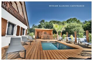  Villa à vendre 6 pièces 210 m²