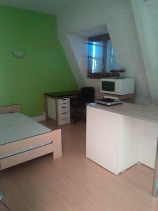  Appartement à louer 1 pièce 17 m² Saint etienne