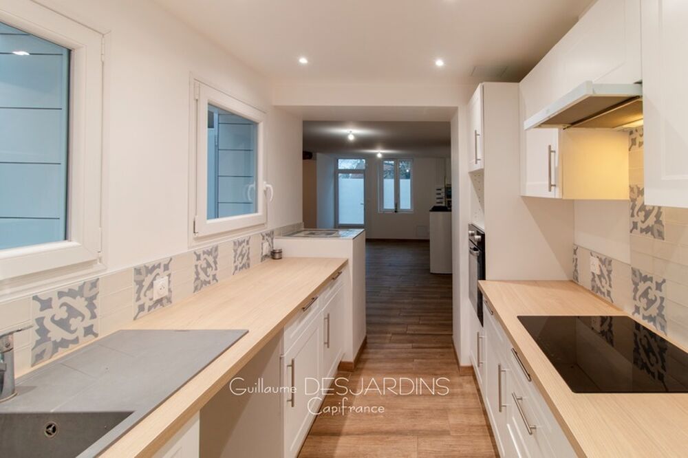 Maison de ville entièrement rénovée  5 pièces  Terrasse  LAigle