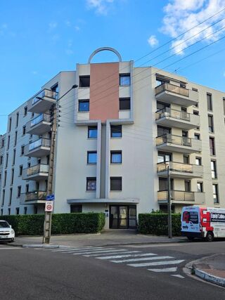  Appartement à louer 2 pièces 57 m²