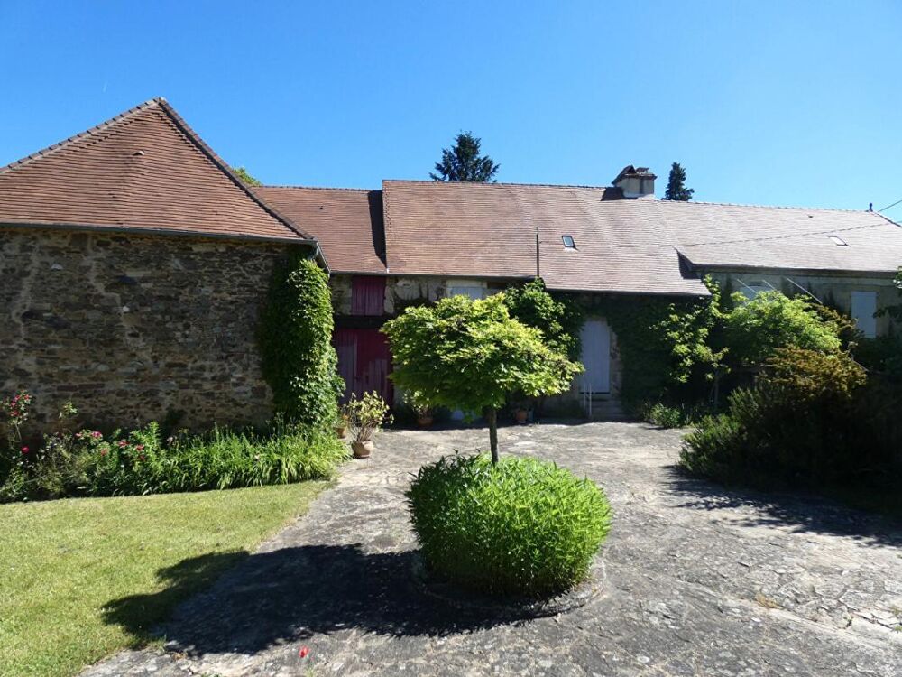 Vente Maison Maison 122 m2 habitables / 2 granges / étable / terrain 3316m² Chatres