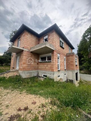  Immeuble  vendre 12 pices 382 m