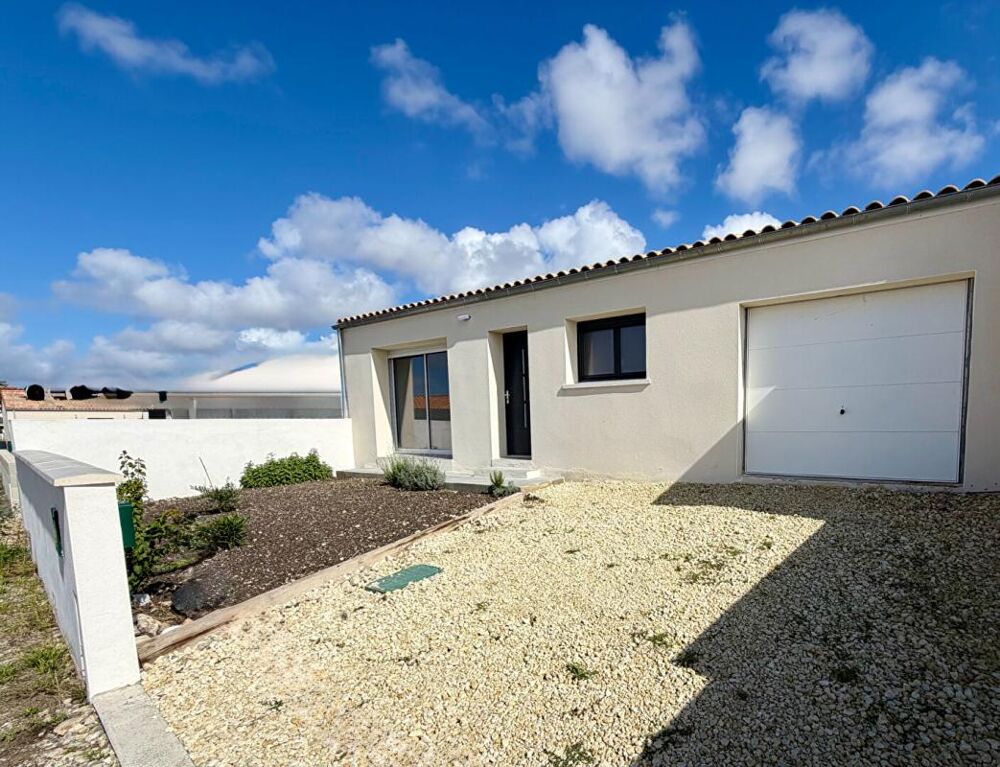 Maison Semussac 17120 5 pièce(s) 99 m2 garage jardin