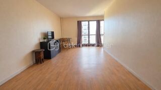 Vente Appartement Appartement F2 - 49 m2 - balcon et place de parking privative Melun